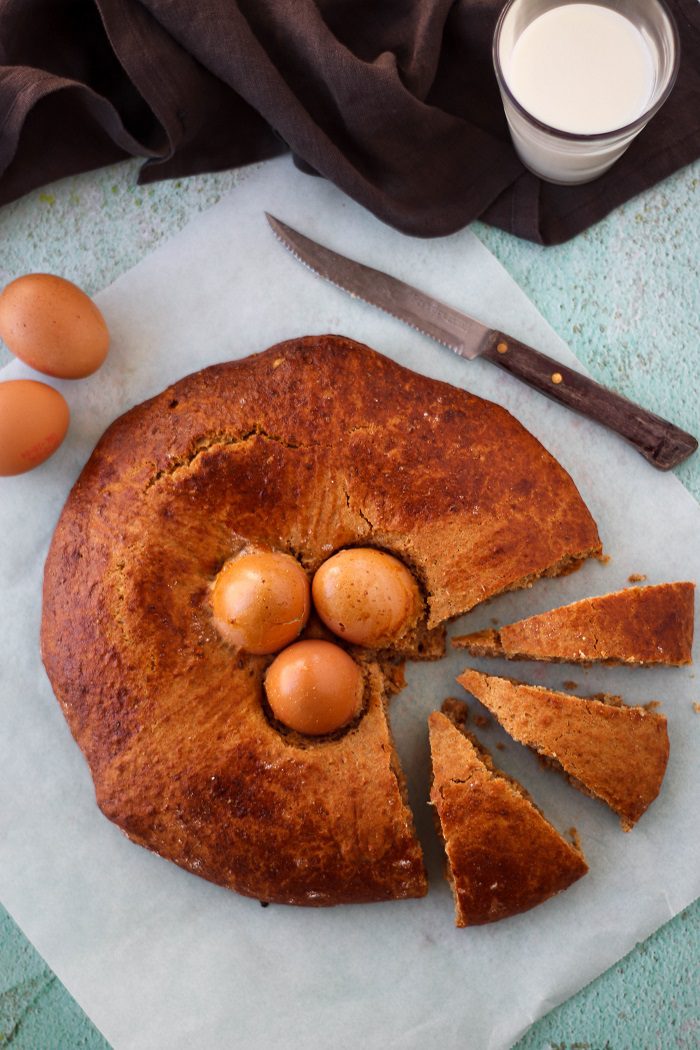 Folar de Páscoa (Portuguese Easter Bread) Recipe - Alida's Food